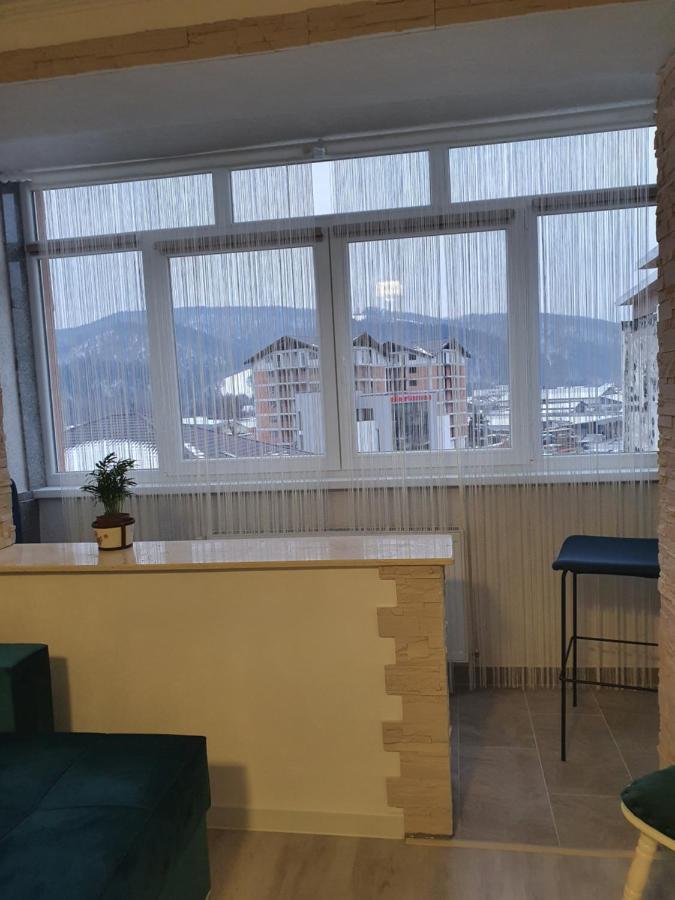 Apartament Tiron In Centru Orasului グラ・フモアルルイ エクステリア 写真